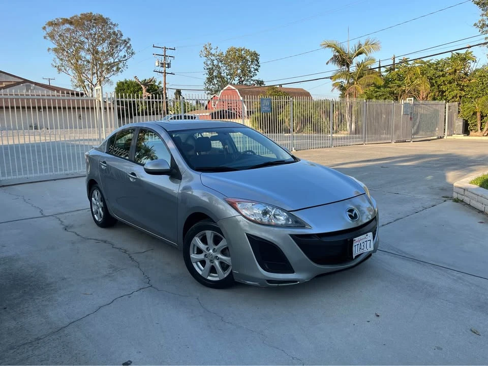 2011 Mazda Mazda 3 2nd Gen - Image 2 of 15