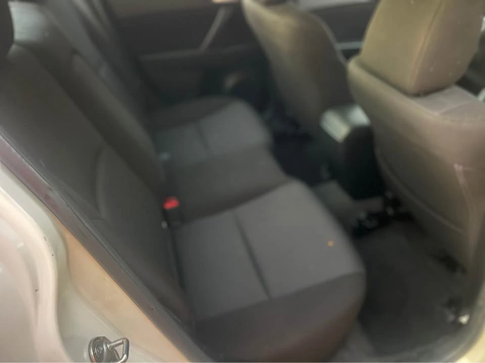 2011 Mazda Mazda 3 2nd Gen - Image 16 of 17