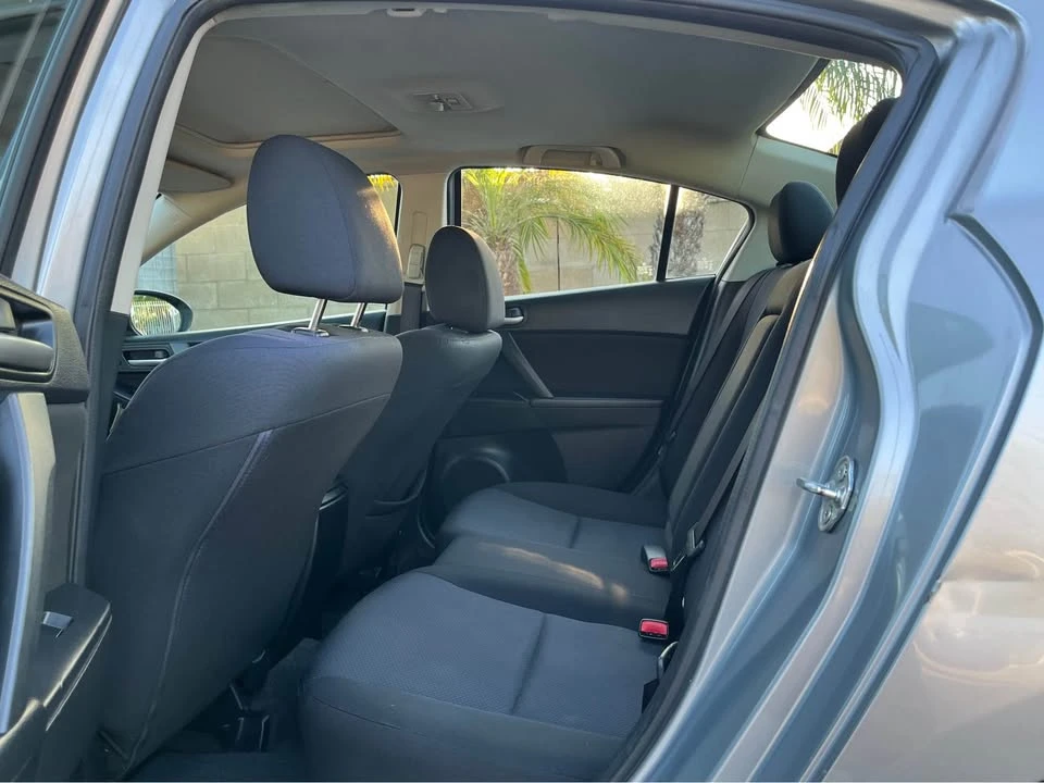 2011 Mazda Mazda 3 2nd Gen - Image 13 of 15