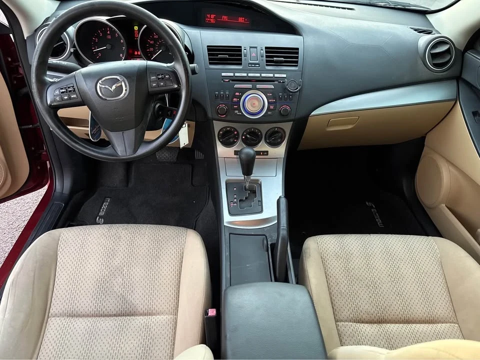 2011 Mazda Mazda 3 2nd Gen - Image 8 of 9
