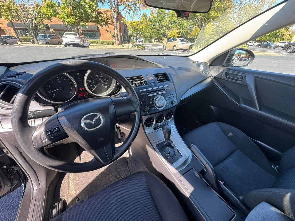 2011 Mazda Mazda 3 2nd Gen - Image 10 of 13