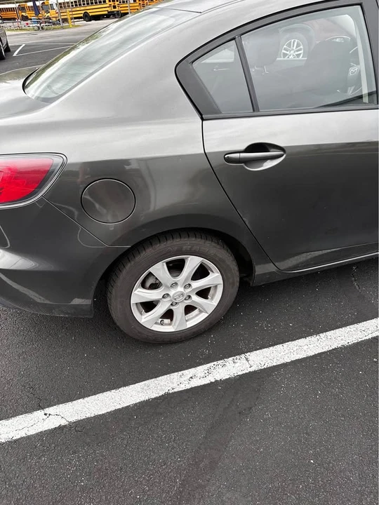 2011 Mazda Mazda 3 2nd Gen - Image 7 of 10