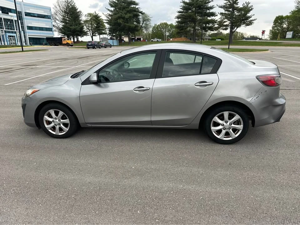 2011 Mazda Mazda 3 2nd Gen - Image 7 of 18