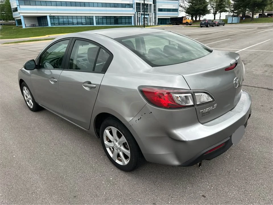 2011 Mazda Mazda 3 2nd Gen - Image 5 of 18