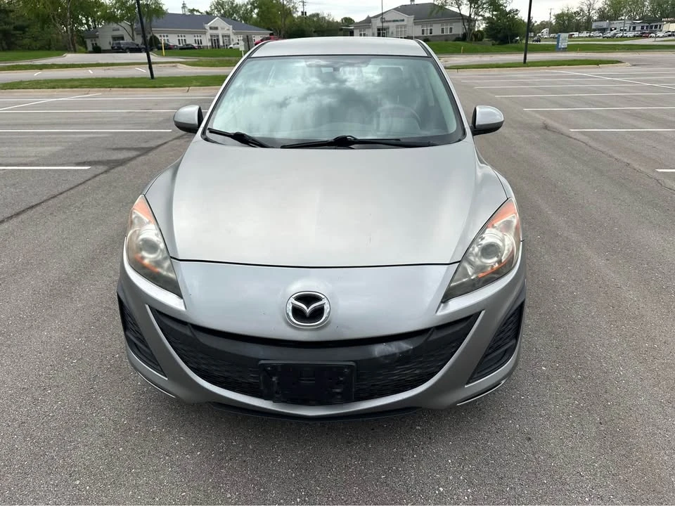2011 Mazda Mazda 3 2nd Gen - Image 3 of 18