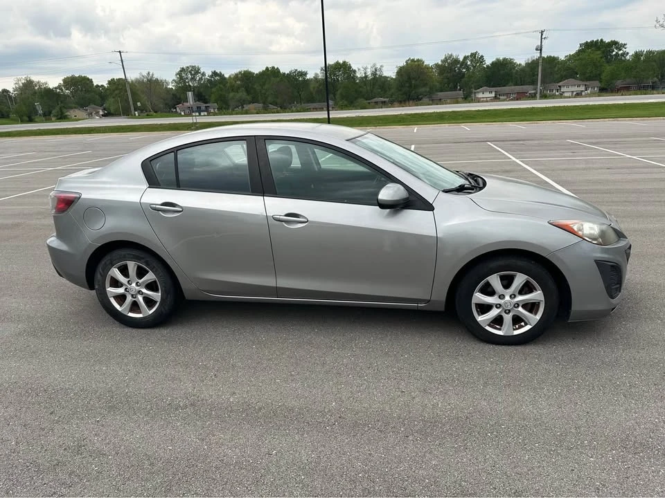2011 Mazda Mazda 3 2nd Gen - Image 6 of 18