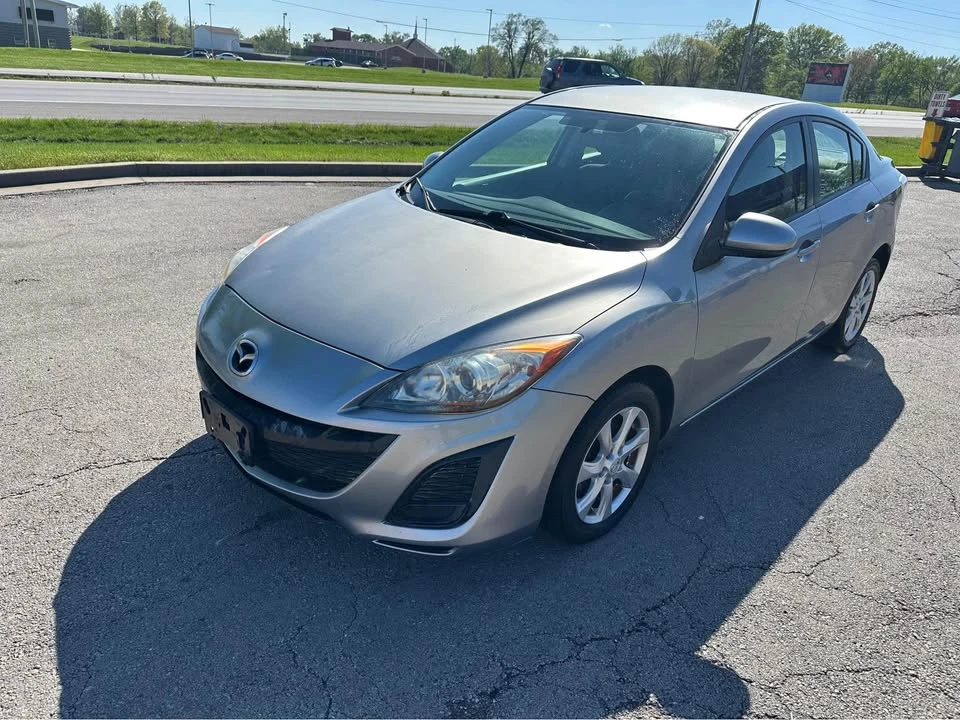 2011 Mazda Mazda 3 2nd Gen - Image 5 of 12