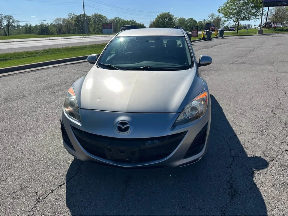 2011 Mazda Mazda 3 2nd Gen - Image 3 of 12