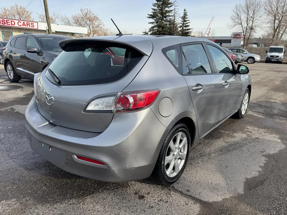 2011 Mazda Mazda 3 2nd Gen - Image 4 of 11