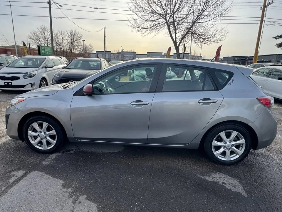 2011 Mazda Mazda 3 2nd Gen - Image 2 of 11