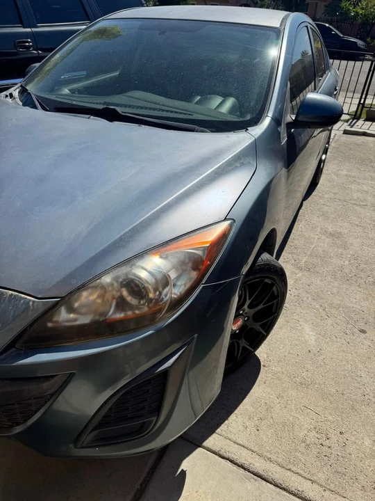 2011 Mazda Mazda 3 2nd Gen - Image 2 of 7