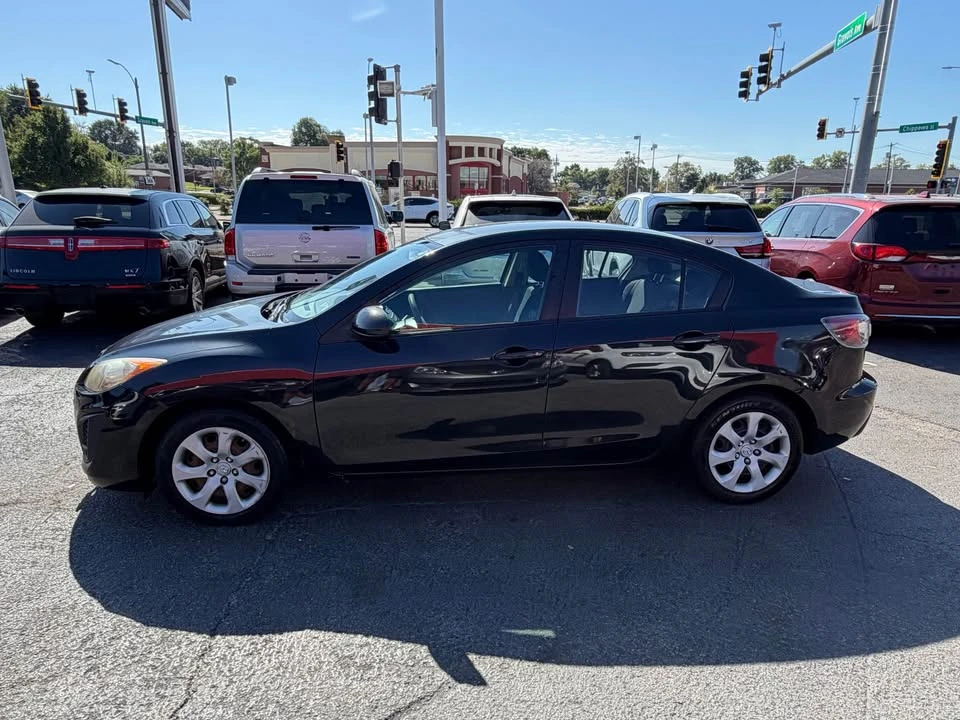 2011 Mazda Mazda 3 2nd Gen - Image 5 of 17