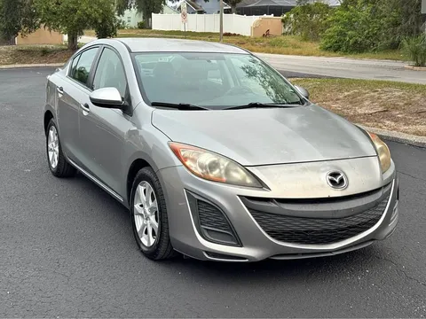 2011 Mazda Mazda3 i Touring Sedan