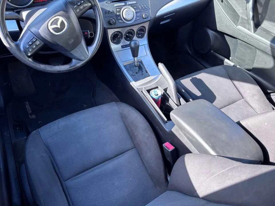 2011 Mazda Mazda 3 2nd Gen - Image 9 of 10