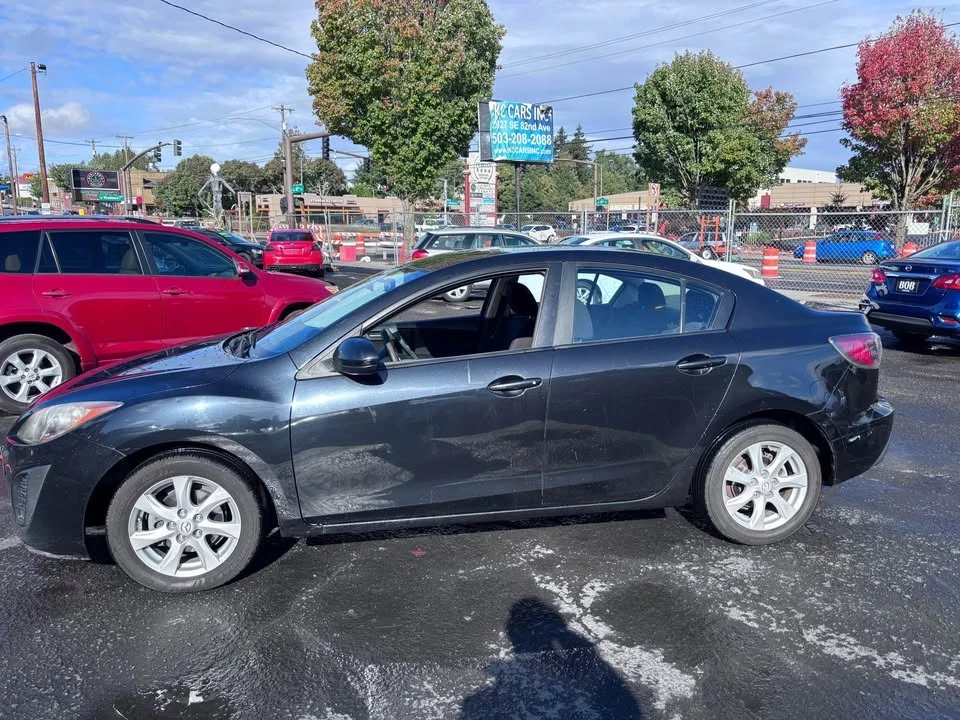 2011 Mazda Mazda 3 2nd Gen - Image 6 of 10