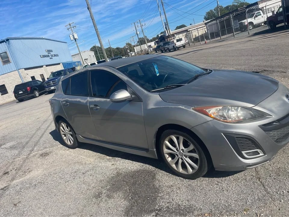2011 Mazda Mazda 3 2nd Gen - Image 2 of 11