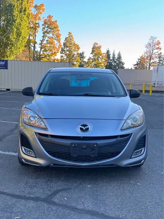 2011 Mazda Mazda 3 2nd Gen - Image 2 of 18