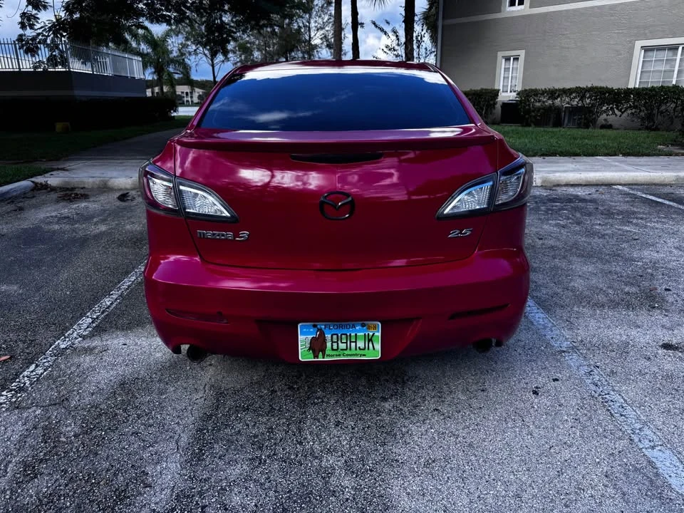 2011 Mazda Mazda 3 2nd Gen - Image 4 of 12