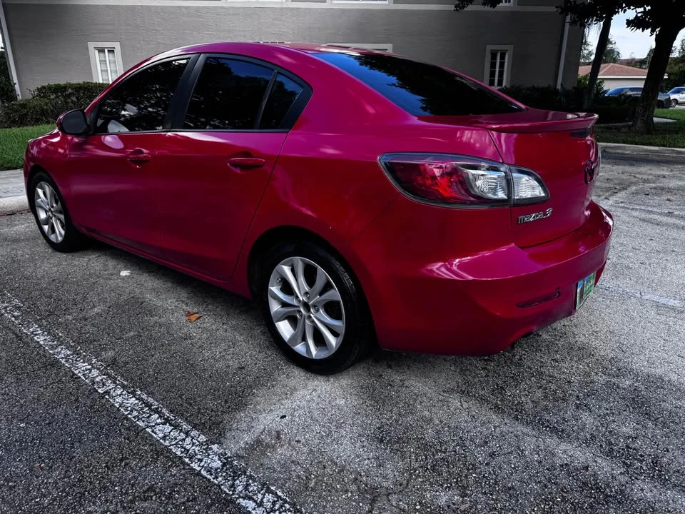 2011 Mazda Mazda 3 2nd Gen - Image 3 of 12