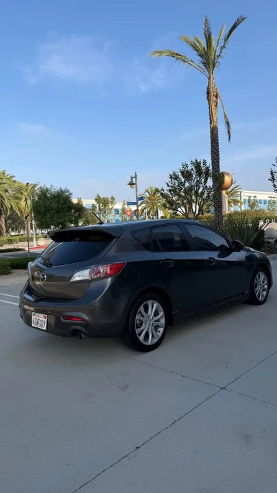 2011 Mazda Mazda 3 2nd Gen - Image 4 of 11