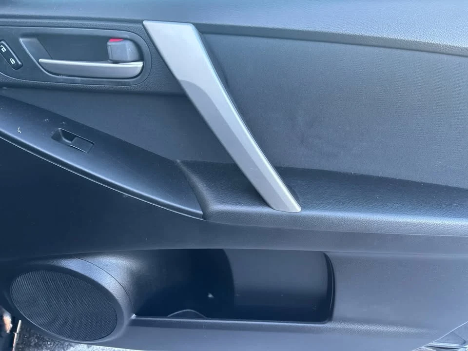2011 Mazda Mazda 3 2nd Gen - Image 19 of 19
