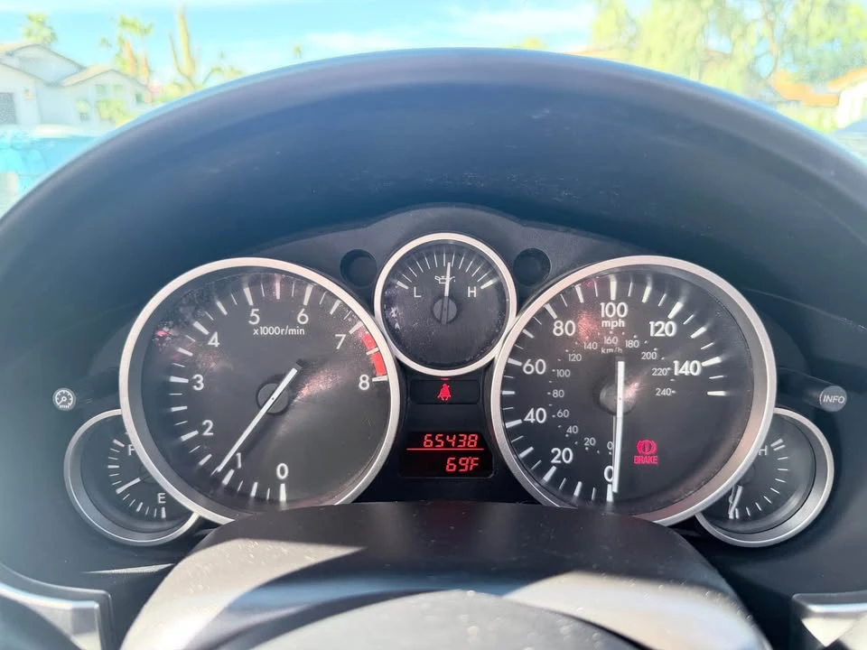 2011 Mazda NC MX-5 Miata - Image 19 of 20