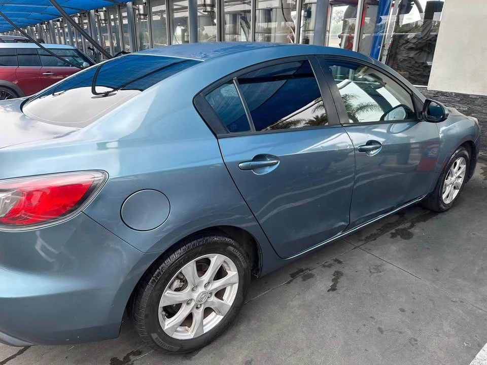2011 Mazda MX-3 - Image 2 of 8