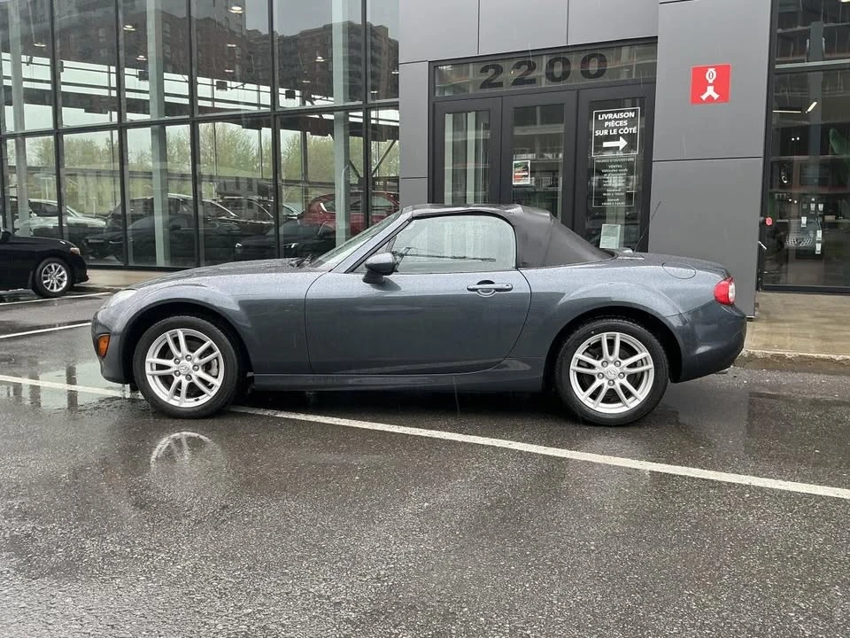 2011 Mazda NC MX-5 Miata - Image 2 of 20
