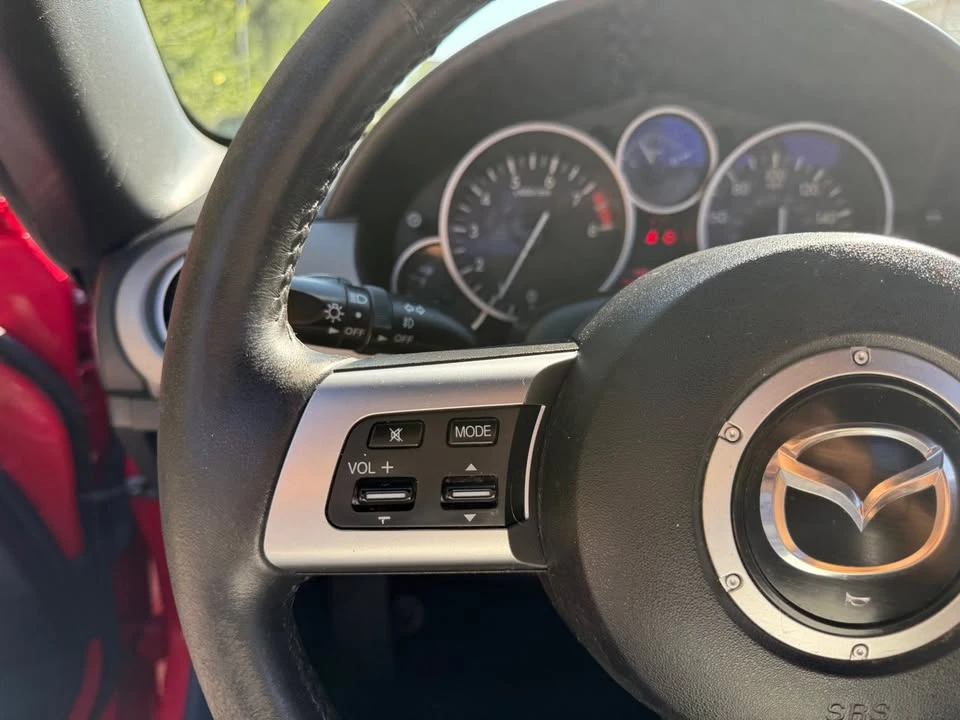 2011 Mazda NC MX-5 Miata - Image 16 of 20