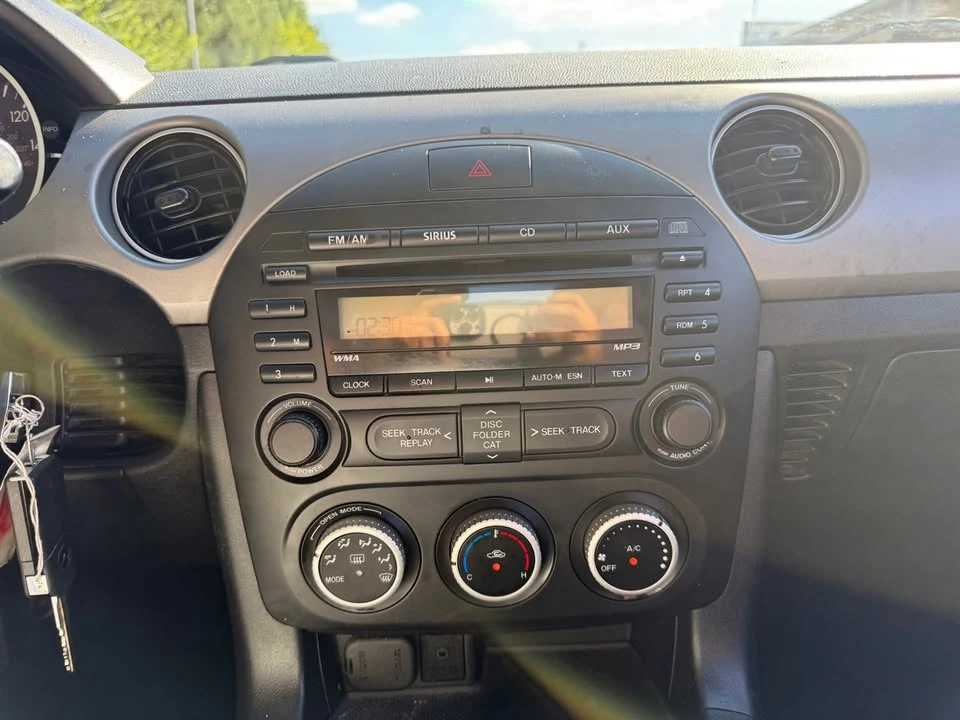 2011 Mazda NC MX-5 Miata - Image 19 of 20
