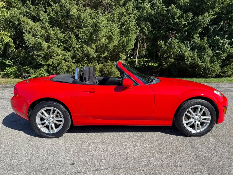 2011 Mazda NC MX-5 Miata - Image 4 of 20