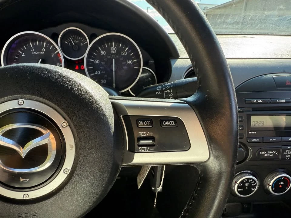 2011 Mazda NC MX-5 Miata - Image 17 of 20