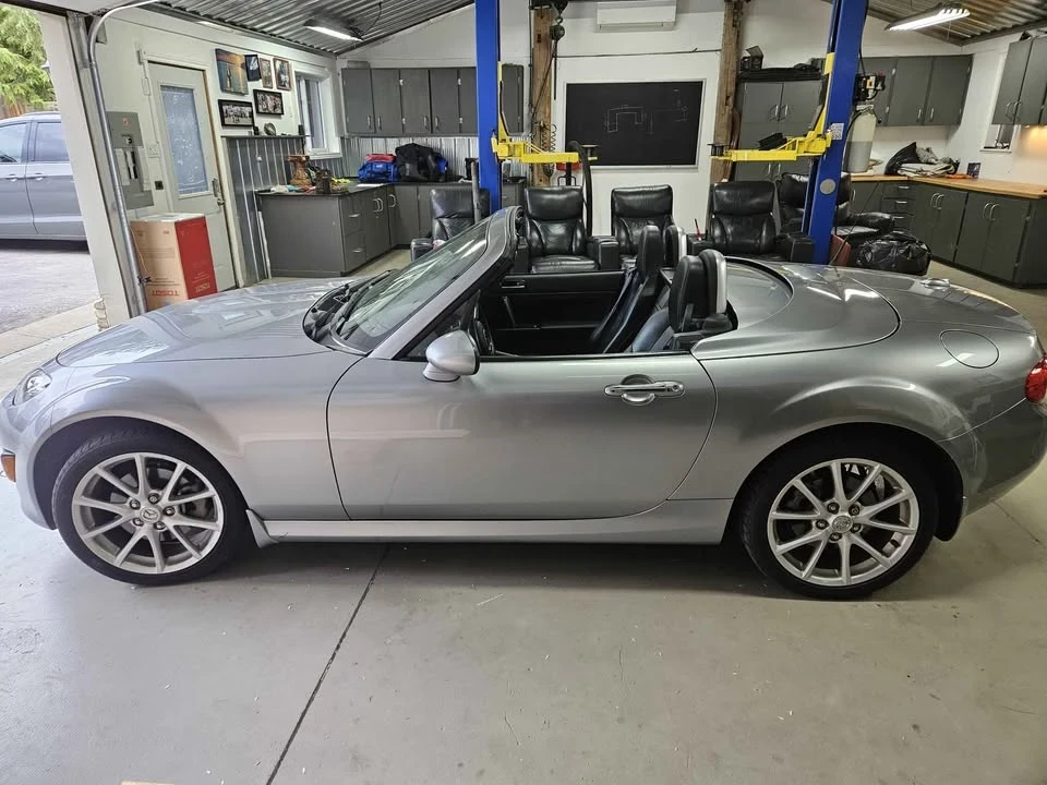 2011 Mazda NC MX-5 Miata - Image 2 of 6