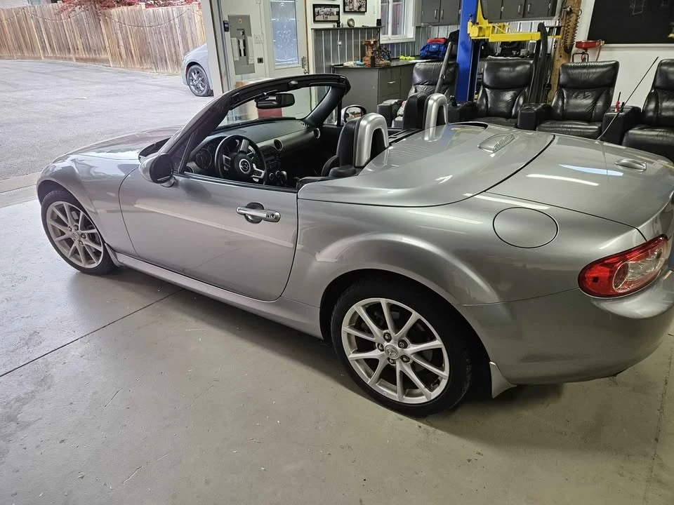 2011 Mazda NC MX-5 Miata - Image 5 of 6