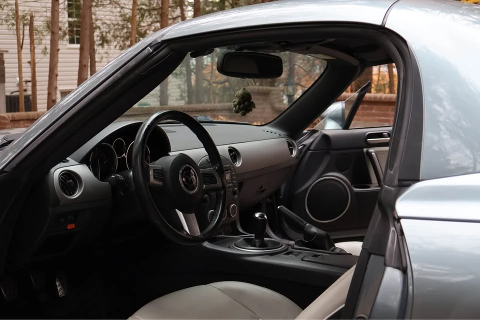 2011 Mazda NC MX-5 Miata - Image 6 of 10