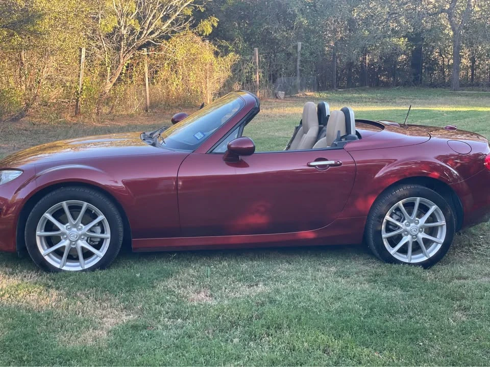 2011 Mazda NC MX-5 Miata - Image 10 of 10