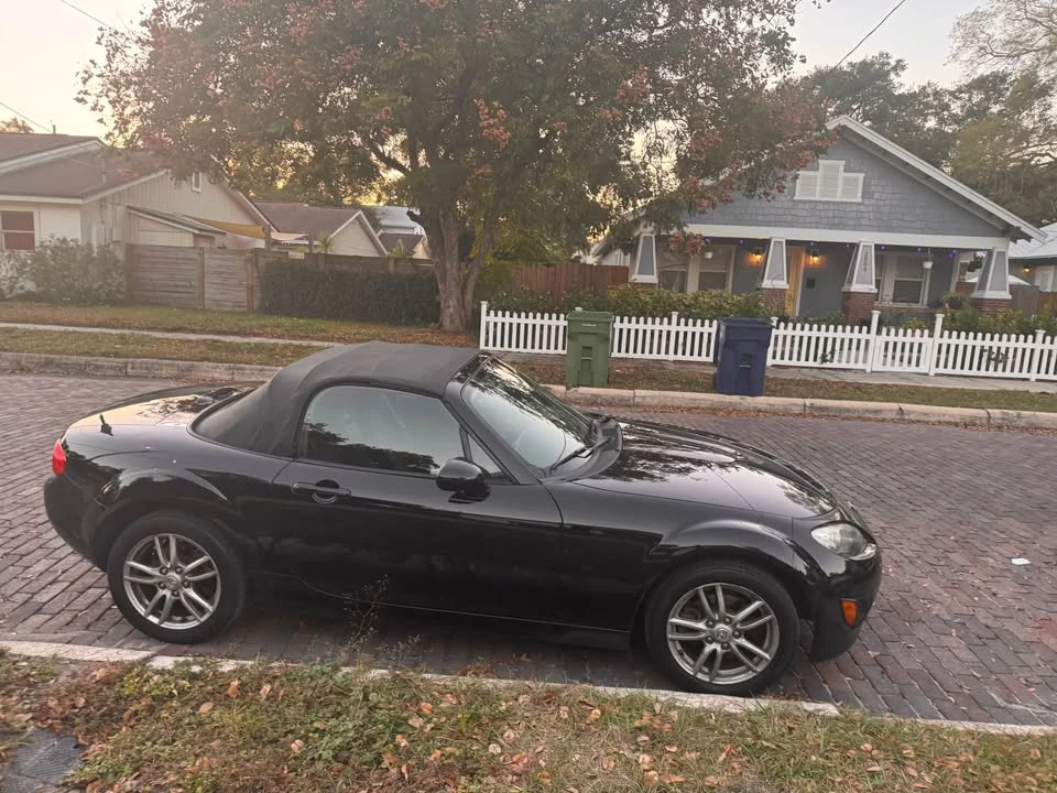 2011 Mazda NC MX-5 Miata - Image 5 of 17