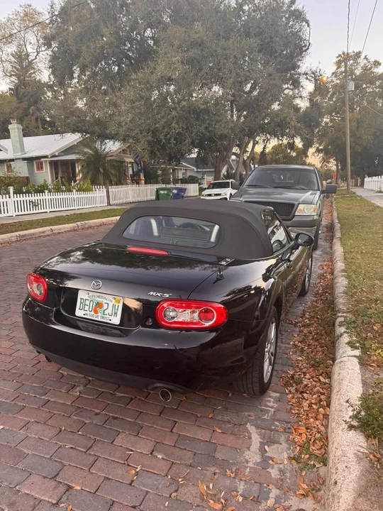2011 Mazda NC MX-5 Miata - Image 4 of 17