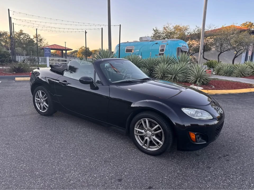2011 Mazda NC MX-5 Miata - Image 11 of 17