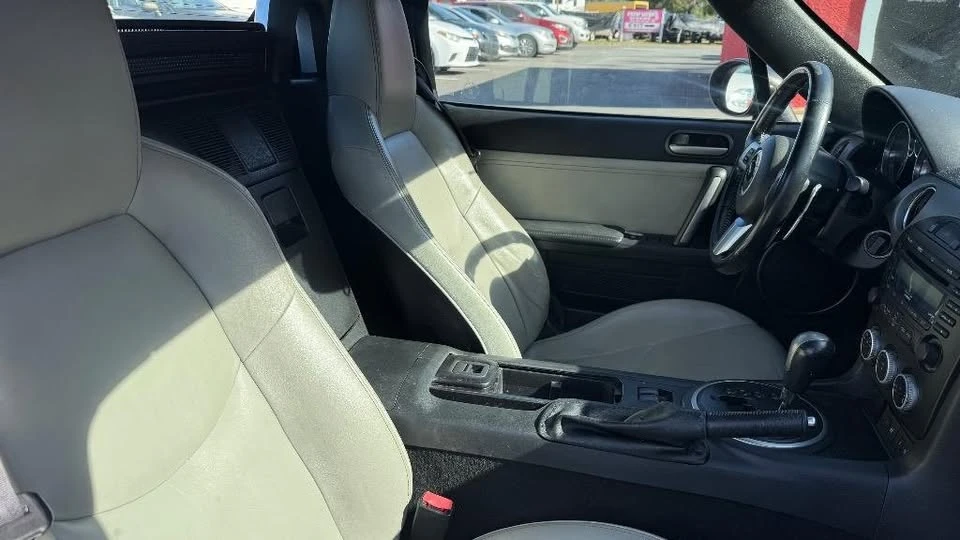 2011 Mazda NC MX-5 Miata - Image 19 of 20
