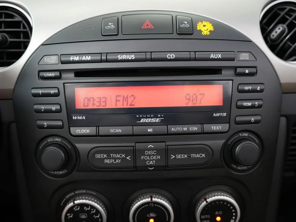 2011 Mazda NC MX-5 Miata - Image 19 of 20