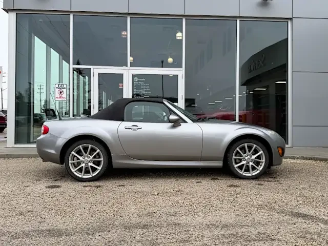 2011 Mazda NC MX-5 Miata - Image 6 of 12