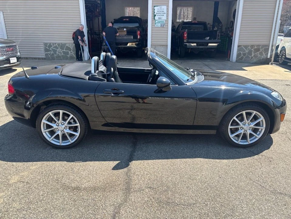 2011 Mazda NC MX-5 Miata - Image 6 of 19