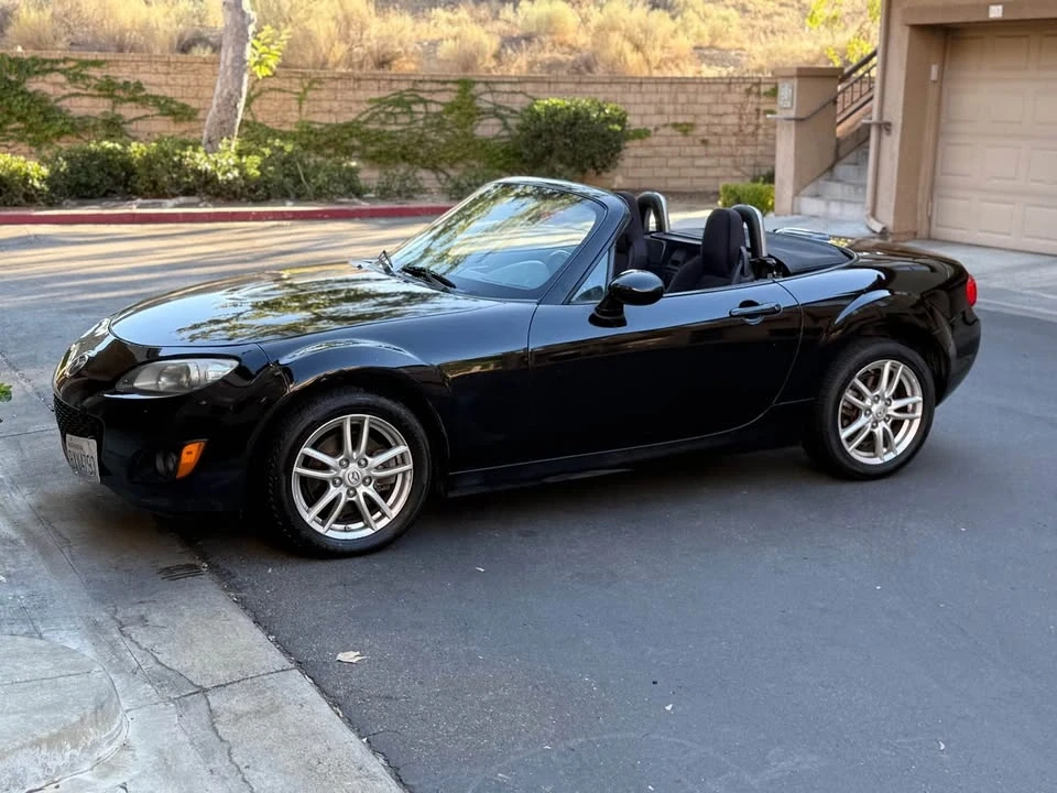 2011 Mazda NC MX-5 Miata - Image 8 of 11