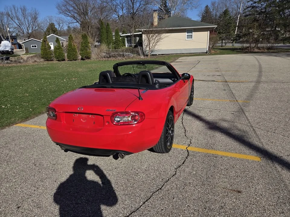 2011 Mazda NC MX-5 Miata - Image 4 of 8