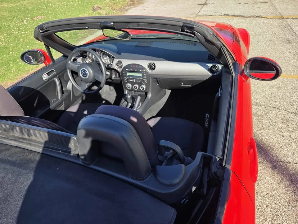 2011 Mazda NC MX-5 Miata - Image 6 of 8