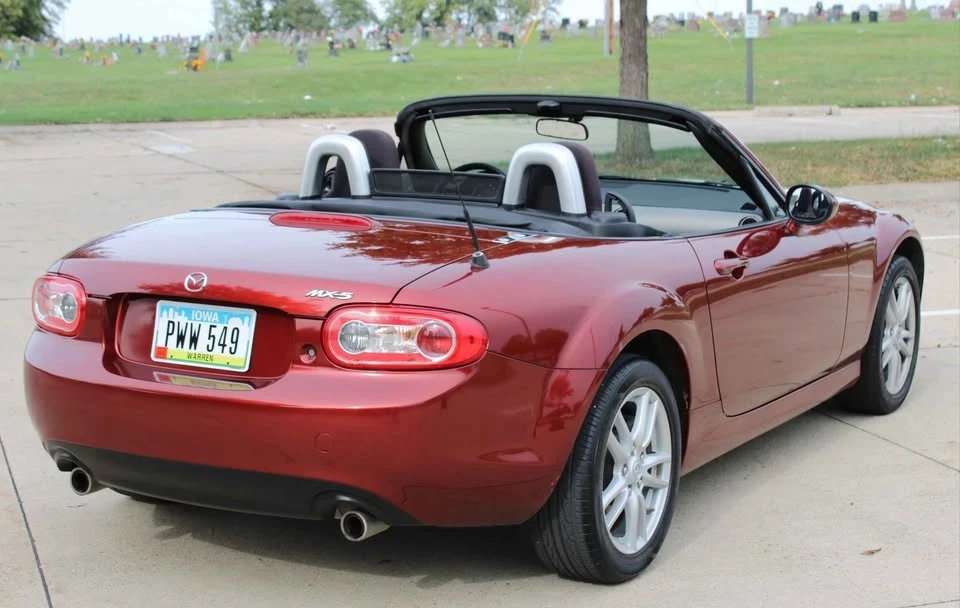 2011 Mazda NC MX-5 Miata - Image 7 of 19