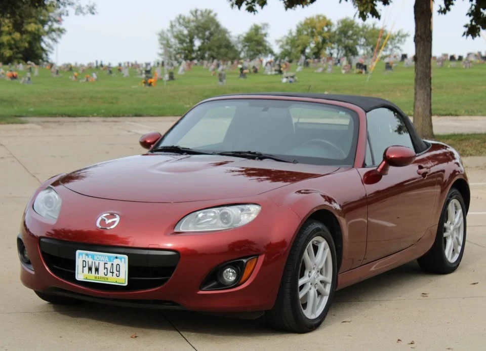2011 Mazda NC MX-5 Miata - Image 2 of 19