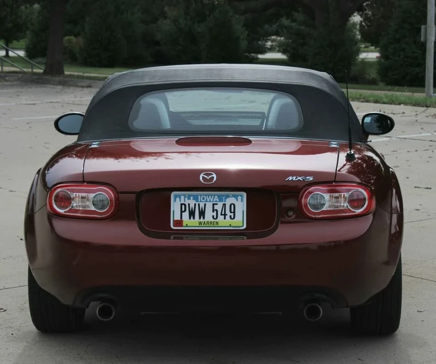 2011 Mazda NC MX-5 Miata - Image 10 of 19