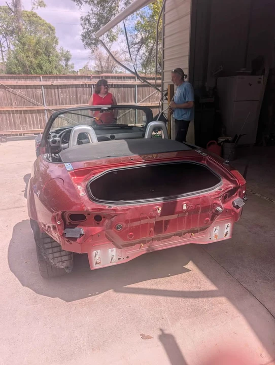 2011 Mazda NC MX-5 Miata - Image 2 of 2